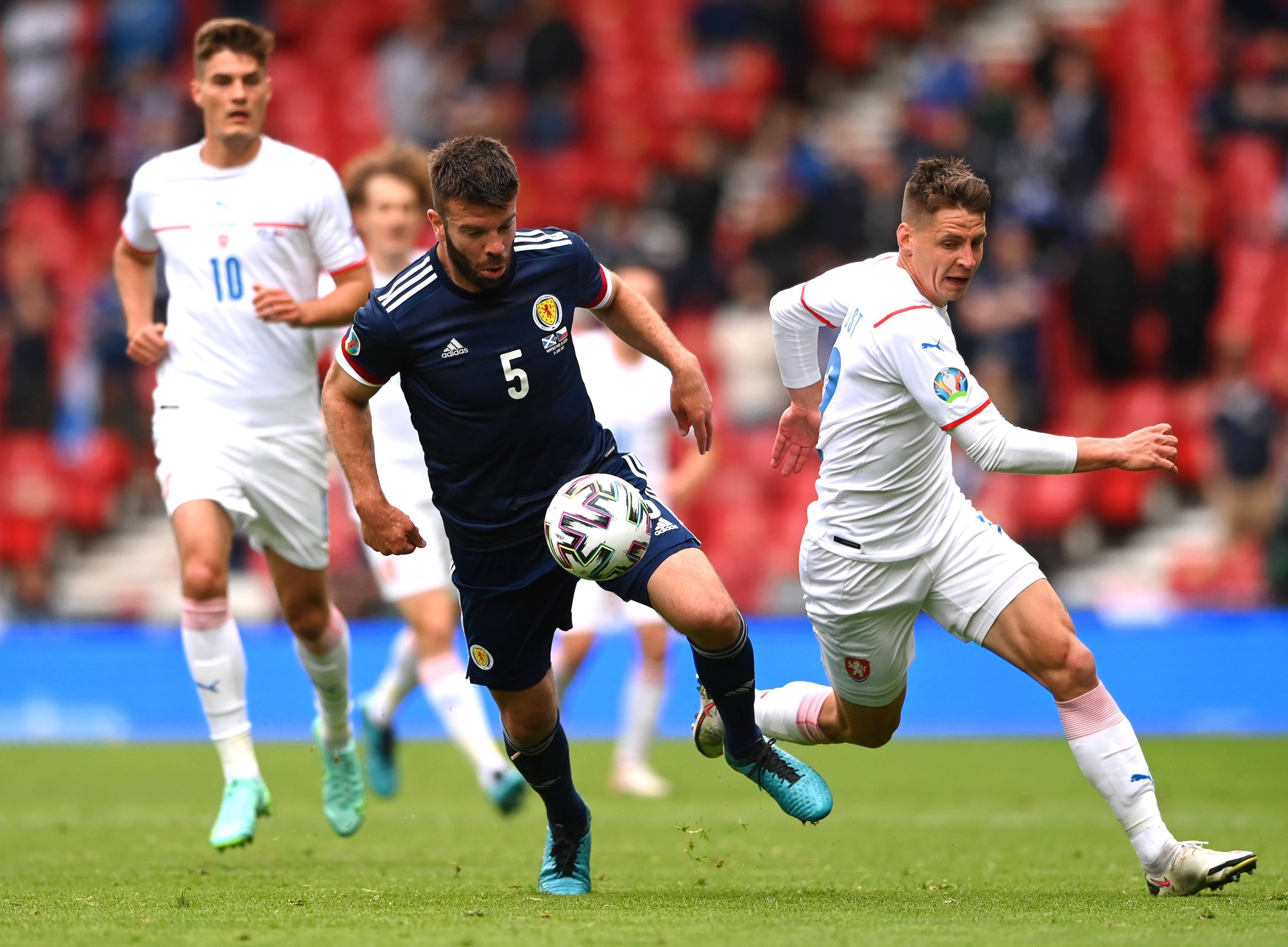 员通过租借 员通过租借