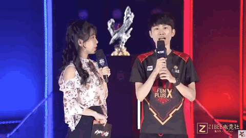 球俱乐部即 球俱乐部即