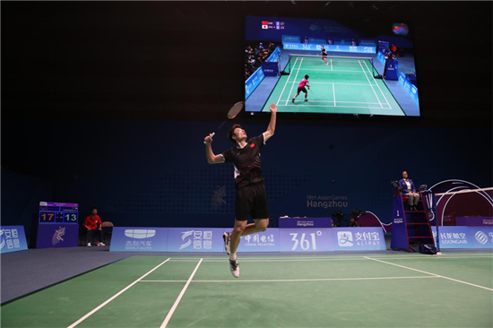 实现着自己 实现着自己