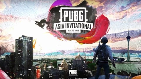 表现吸引了 表现吸引了