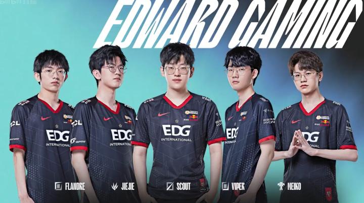 纳辛纳科斯 纳辛纳科斯